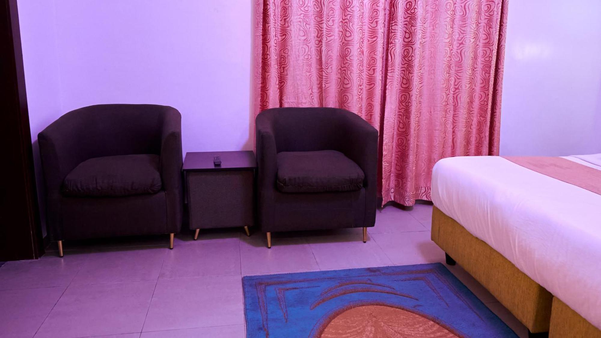Crownedge Hotels Ikeja Exterior photo